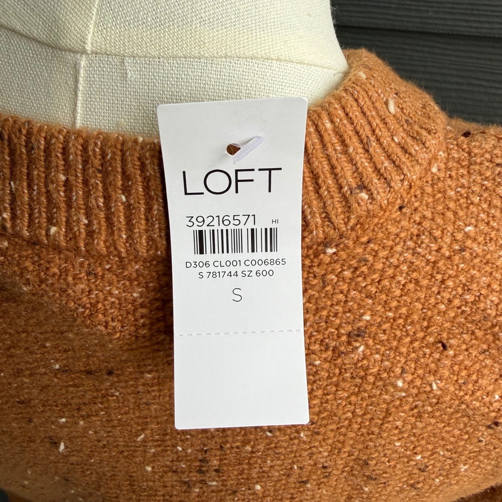 LOFT Rust Nep Knit Button Front Cardigan Sweater Pockets Womens Small NWT - Picture 3 of 9